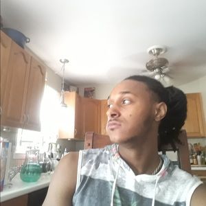 Meet your Posher, Isaiah